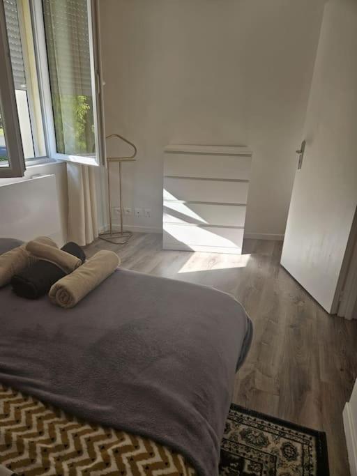 Beautiful F2 Apartment 5 Stops By Train From Paris Moret-sur-Loing Eksteriør billede
